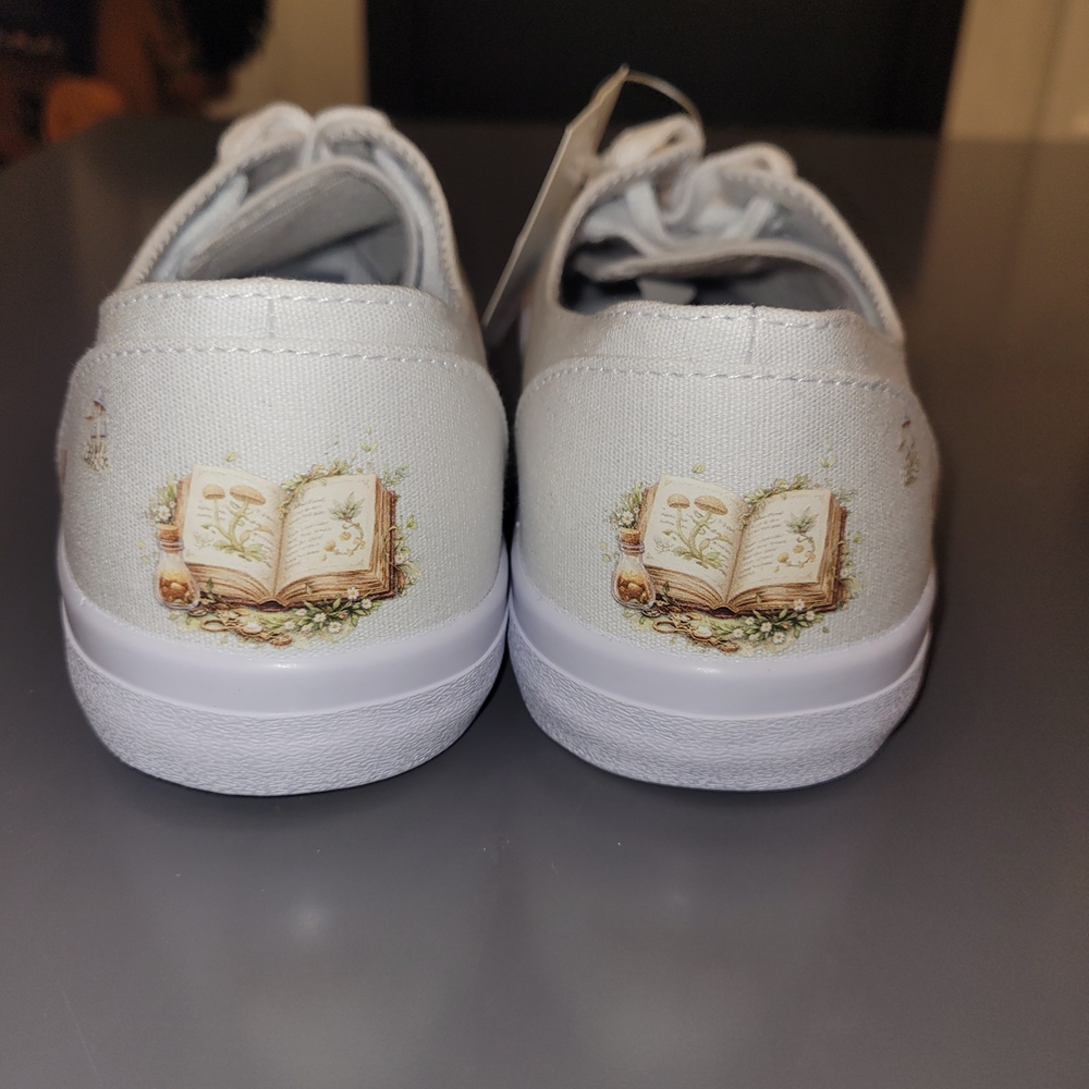 Custom Cottagecore Mushroom Sneakers Womens 9 Fairy Boho NWT - Picture 6 of 7
